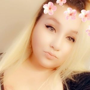 Meet your Posher, Alicia